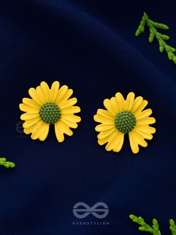 FORGET-ME-NOT - CASUAL STUD EARRINGS (YELLOW)