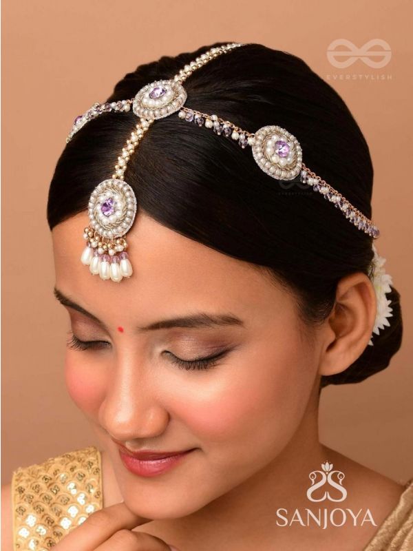 KANICHI - A FLORAL BLOSSOM - PEARL, BEADS AND GLASS BEADS EMBROIDERED MAANGTIKA