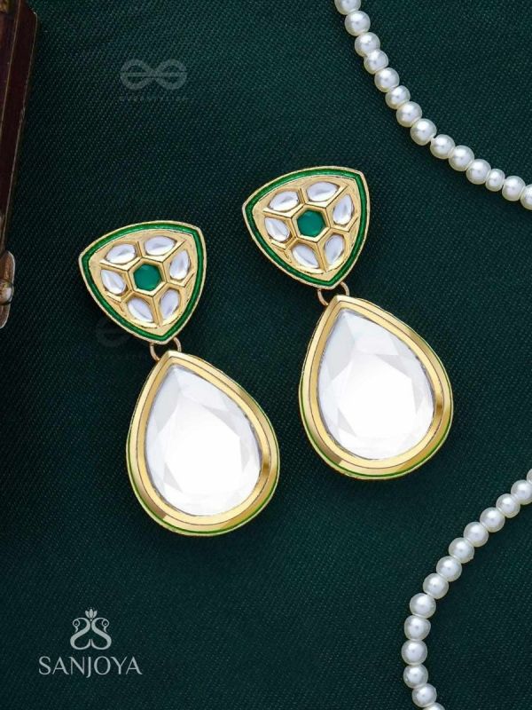 HARINMANI - THE EMERALD CUT - GOLDEN EMBELLISHED POLKI AND KUNDAN EARRINGS