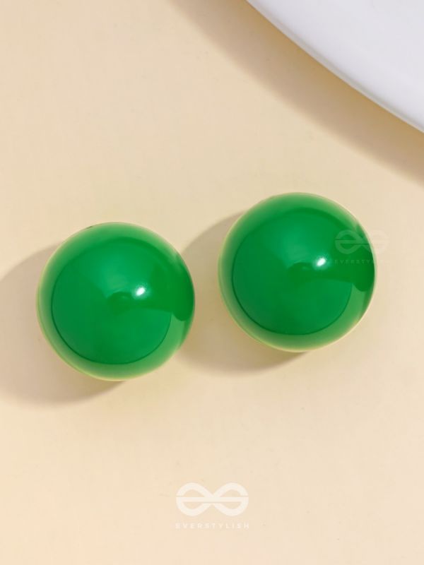 Ear studs & ear rings: BO clous jade 10 mm