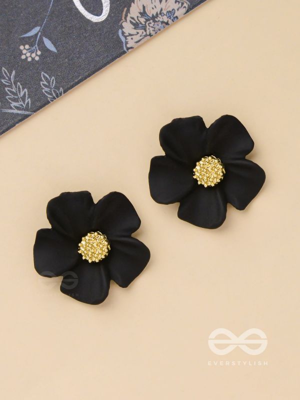 THE BLOSSOM BALLAD - GOLDEN AND BLACK ACRYLIC STUD EARRINGS