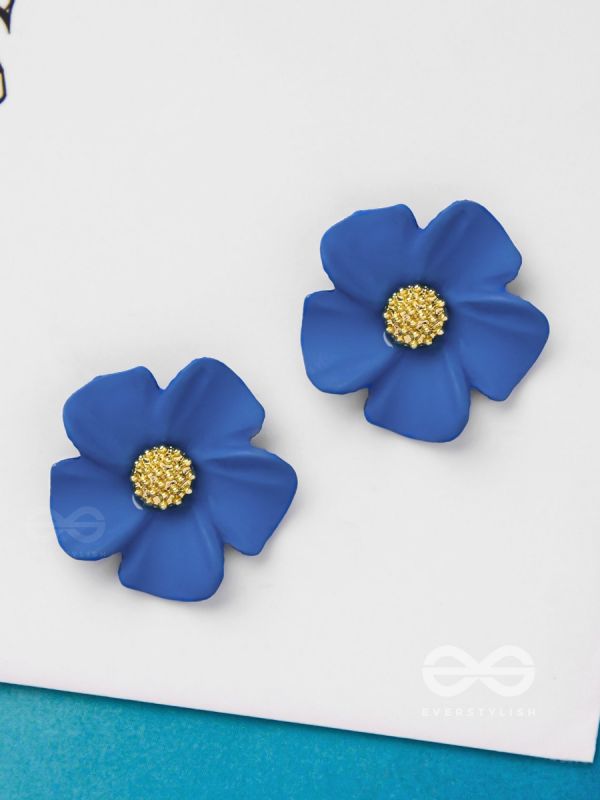 THE BLOSSOM BALLAD - GOLDEN AND BLUE ACRYLIC STUD EARRINGS