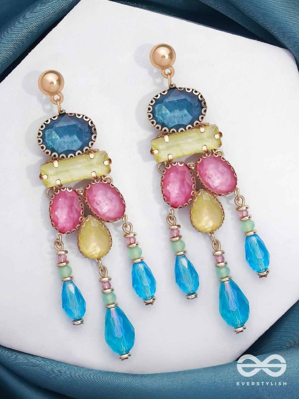 The Bright Delight - Golden Embellished Earrings