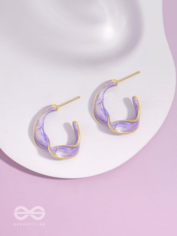 EBB AND FLOW - ENAMELLED TWISTED STUDS (PURPLE)