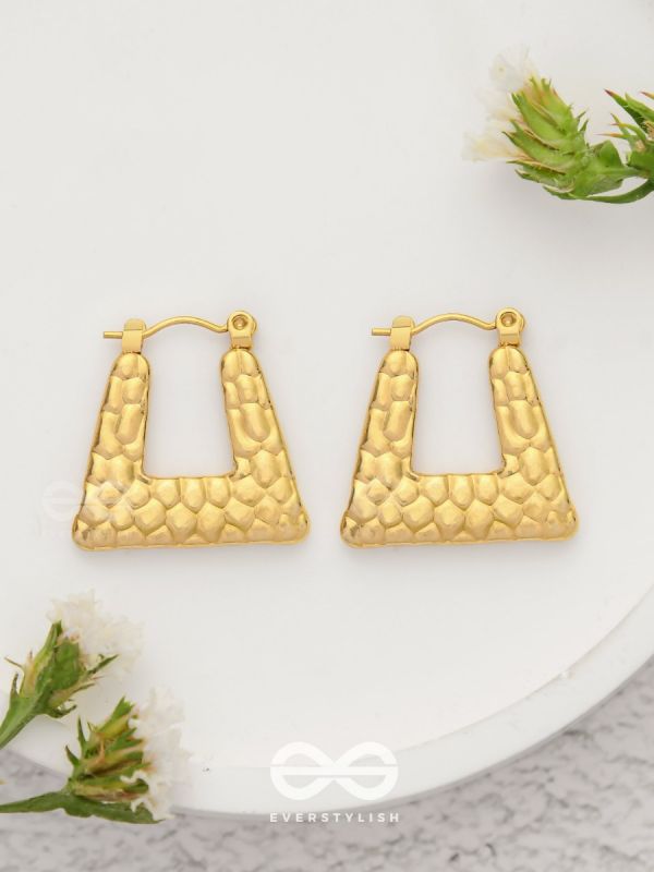 Ethereal Gleams - Golden Stainless Steel Earrings With Anti-Tarnish Coating