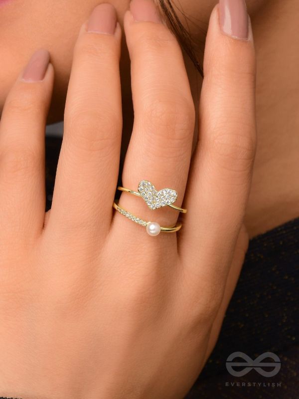 The Love Sparkle - Golden Embellished Ring 