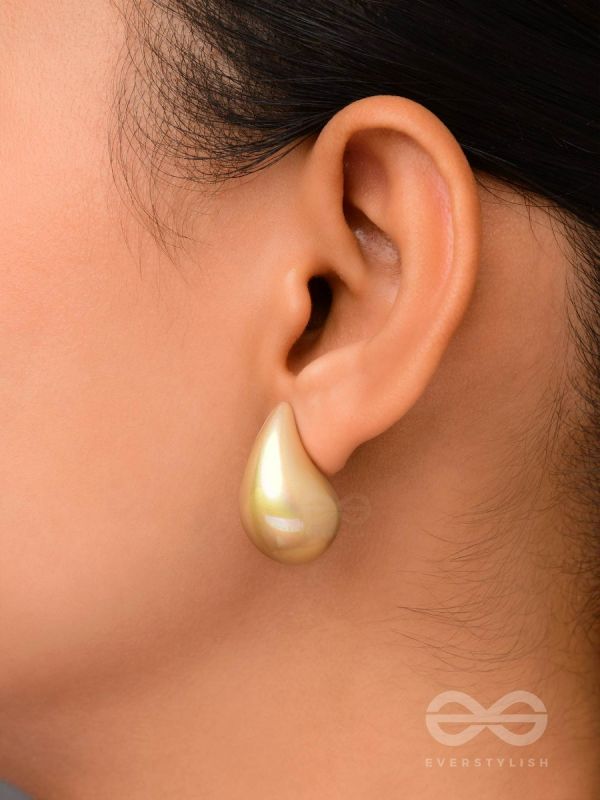 Glitter Drops - Holographic Acrylic Earrings (Golden)