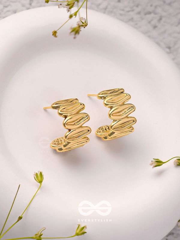 Miniature Seashells - Golden Earrings