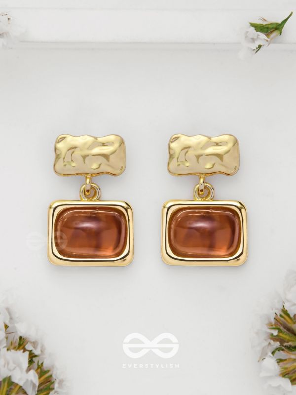 Hazelnut Hues - Golden Earrings