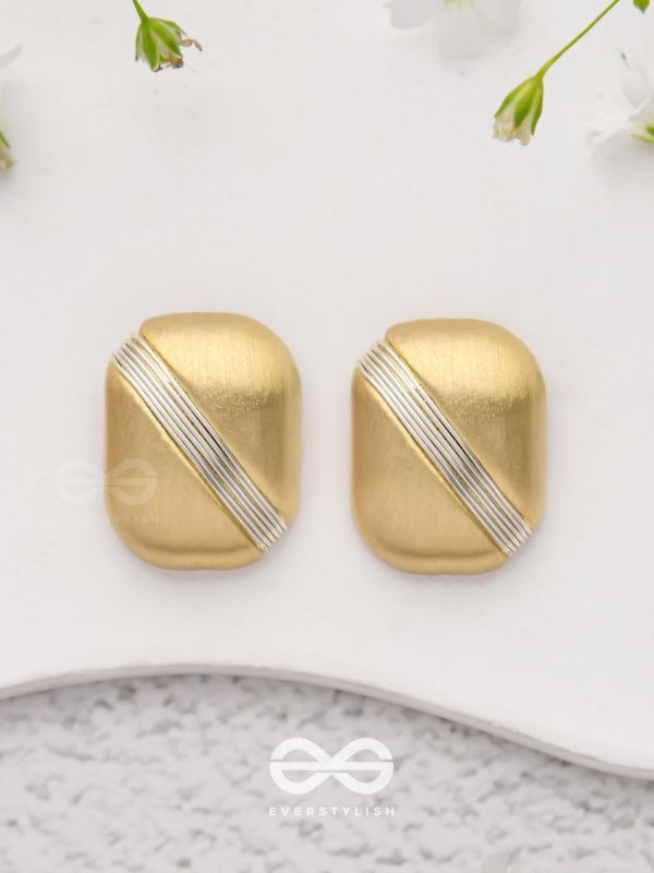 Classy Blocks - Golden Stud Earrings