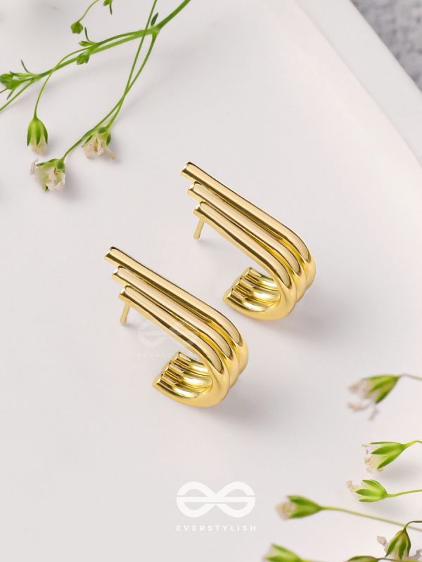 Brilliant Beams - Golden Earrings