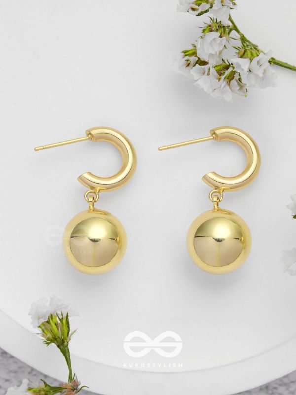 Luxurious Essence - Elegant  Golden Earrings