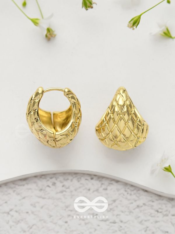 Glamorous Honeycomb -  Golden Earrings