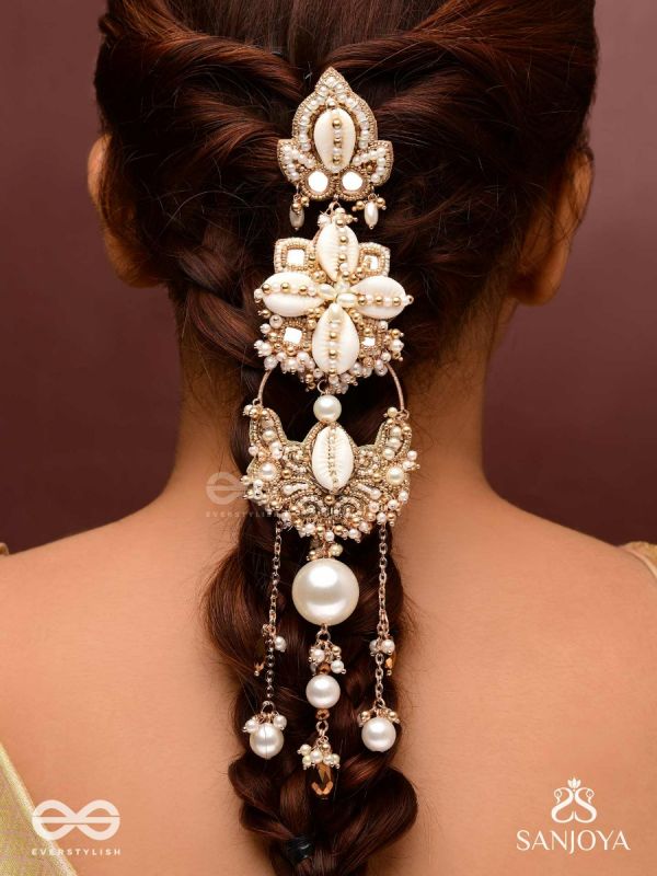 Grathan - The Delicate Intricacy - Mirrors, Shells, Beads And Pearls Hand Embroidered Hair Accessory