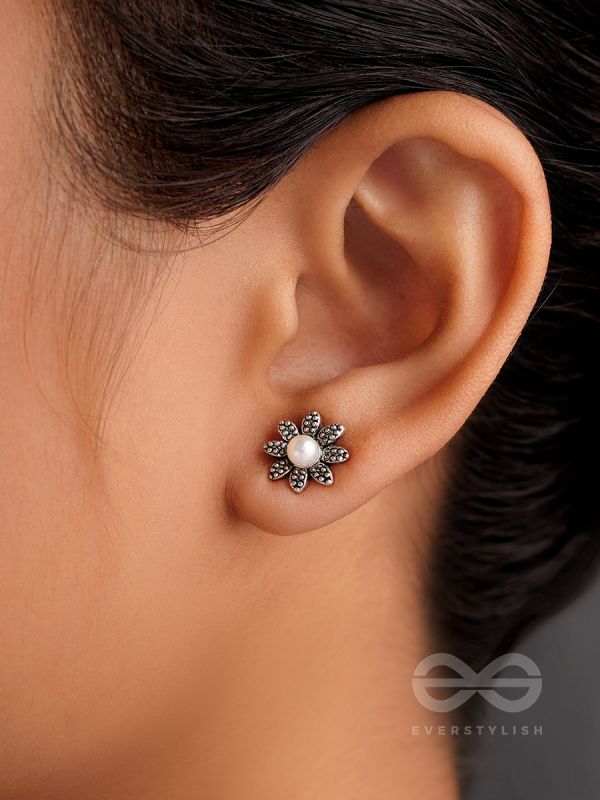 The May Flower- Oxidised Pearl Earrings